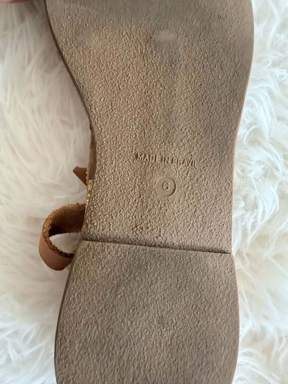 Madewell Size 6 Leather T-Strap Sandals - Picture 5 of 5